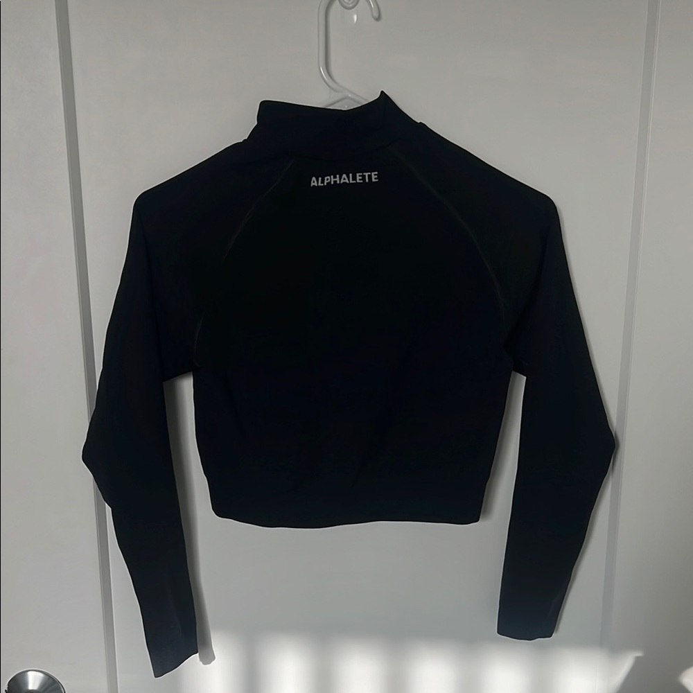 Alphalete Midnight Black Cropped Long Sleeve Jacket